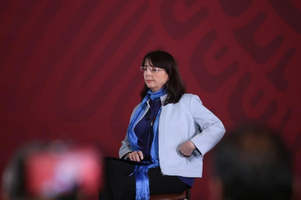 Elena Álvarez, directora del CONACYT en conferencia de prensa de AMLO. | Juan Carlos Bautista