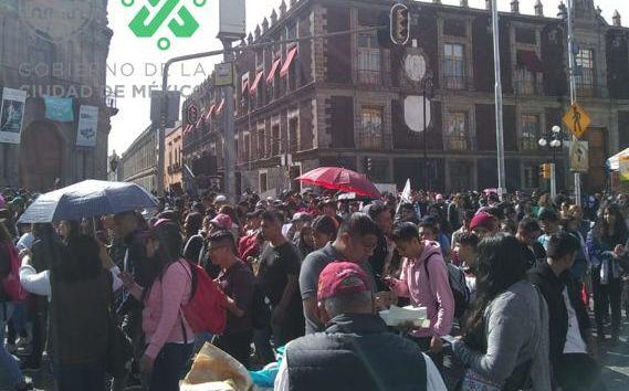Reforma: estudiantes marchan rumbo a la SEP- Grupo Milenio