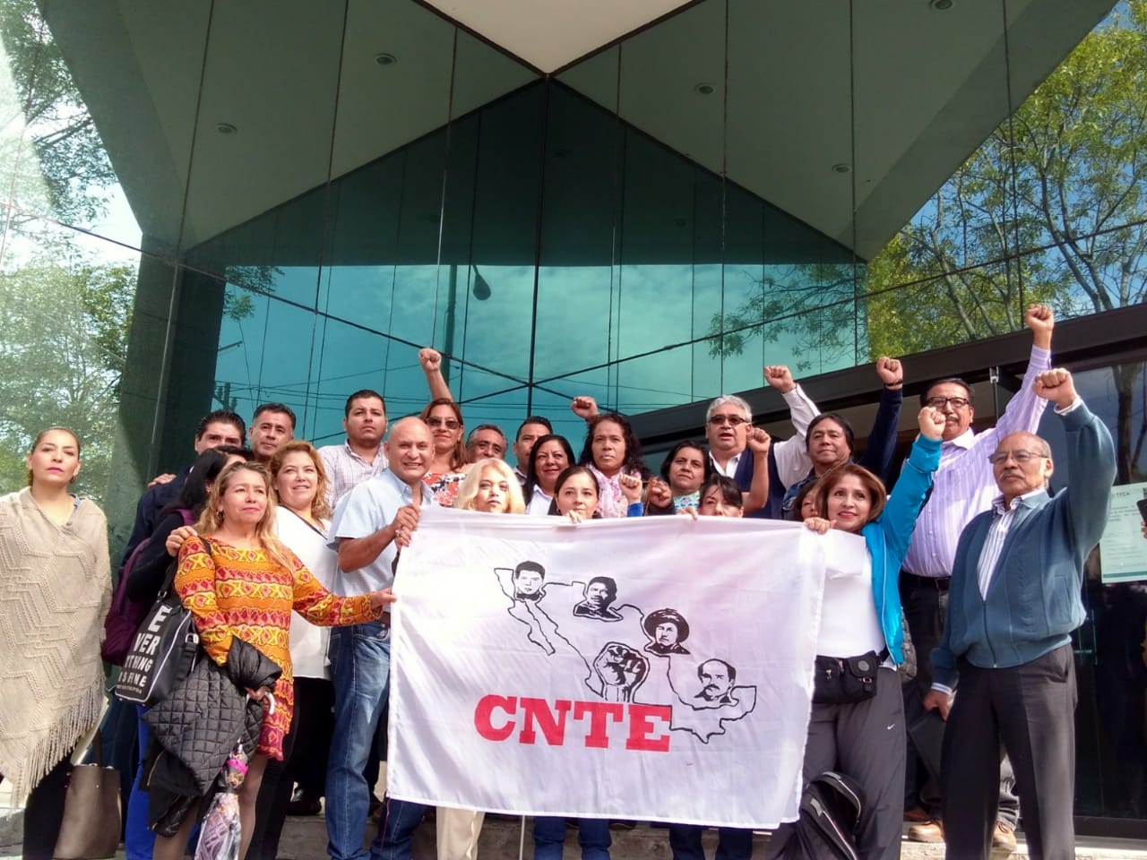 Los maestros firmaron un convenio de reinstalación en el Tribunal Federal de Conciliación y Arbitraje (Especial)