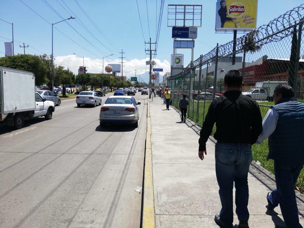 El primer asalto ocurrió en el BBVA Bancomer del centro comercial Plaza Tolín (Especial)