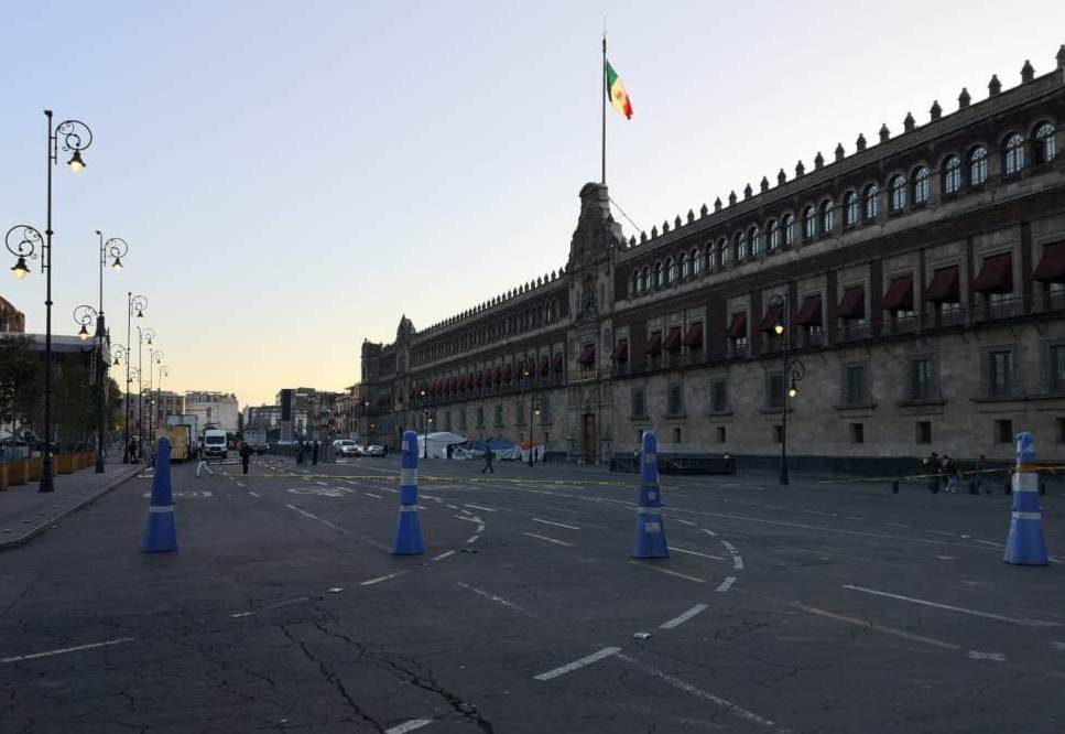 Esta cerrada la circulación en la avenida Plaza de la Constitución. | Jorge Becerril