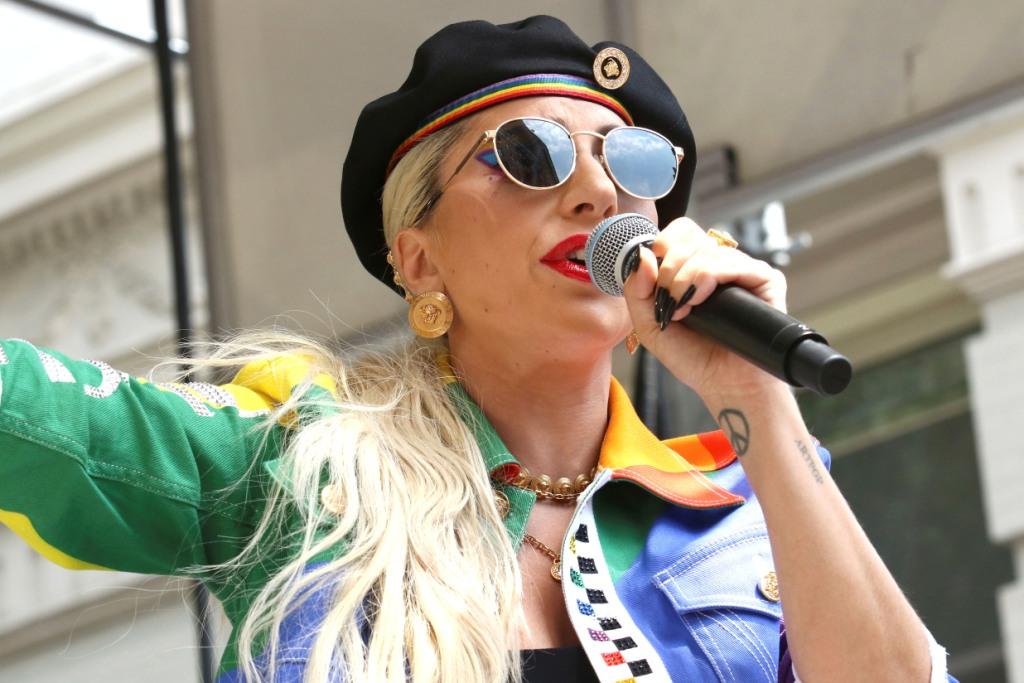 Gaga se ha identificado en el pasado como bisexual (AP)