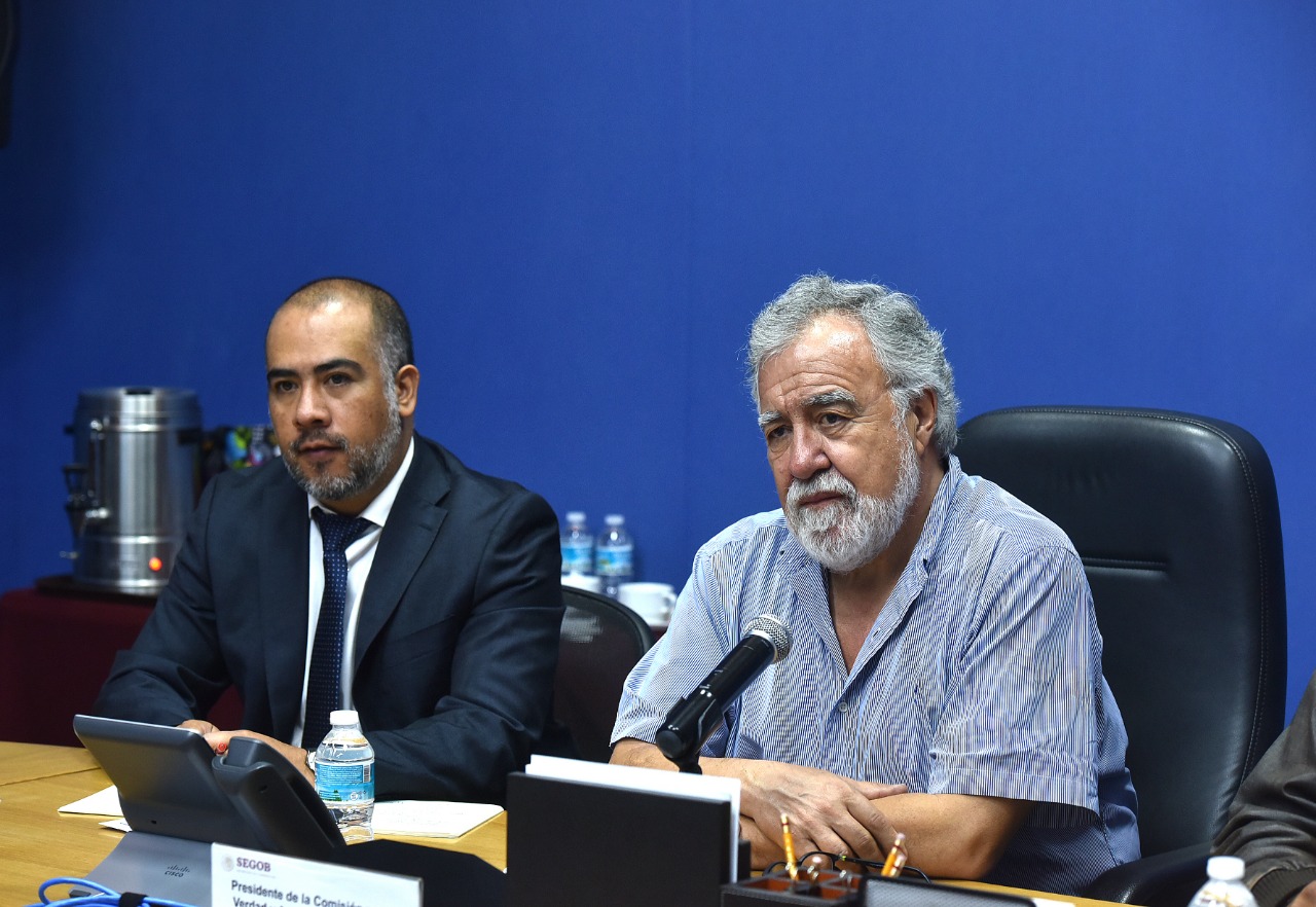 Omar Gómez Trejo y Alejandro Encinas se reunieron con integrantes de la comisión especial de Ayotzinapa/Especial.