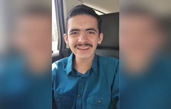 Raymundo no aguantó las lágrimas de felicidad. (Facebook: Karina Garza)