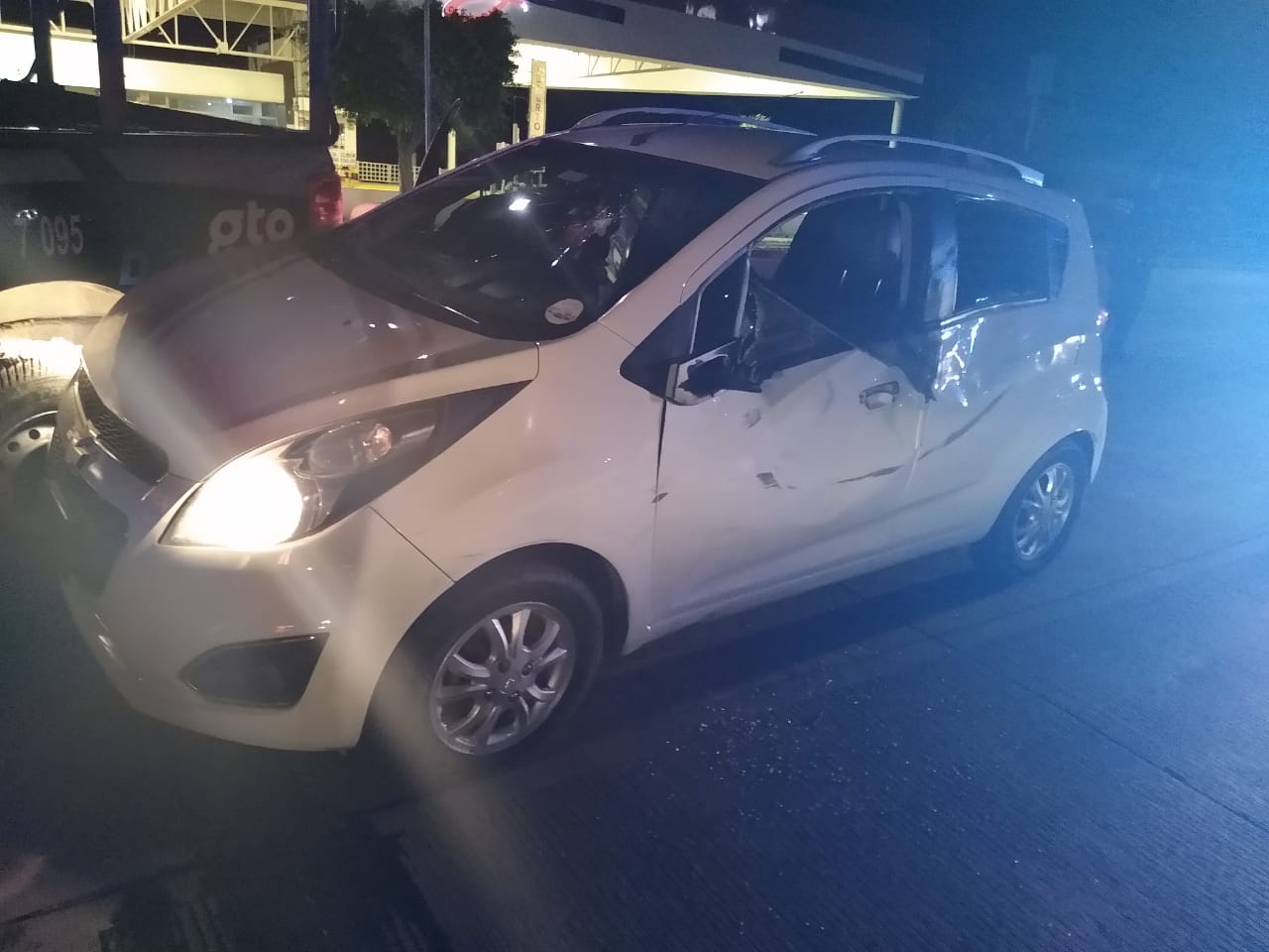 Un policía falleció al ser embestido por un un automóvil en Celaya