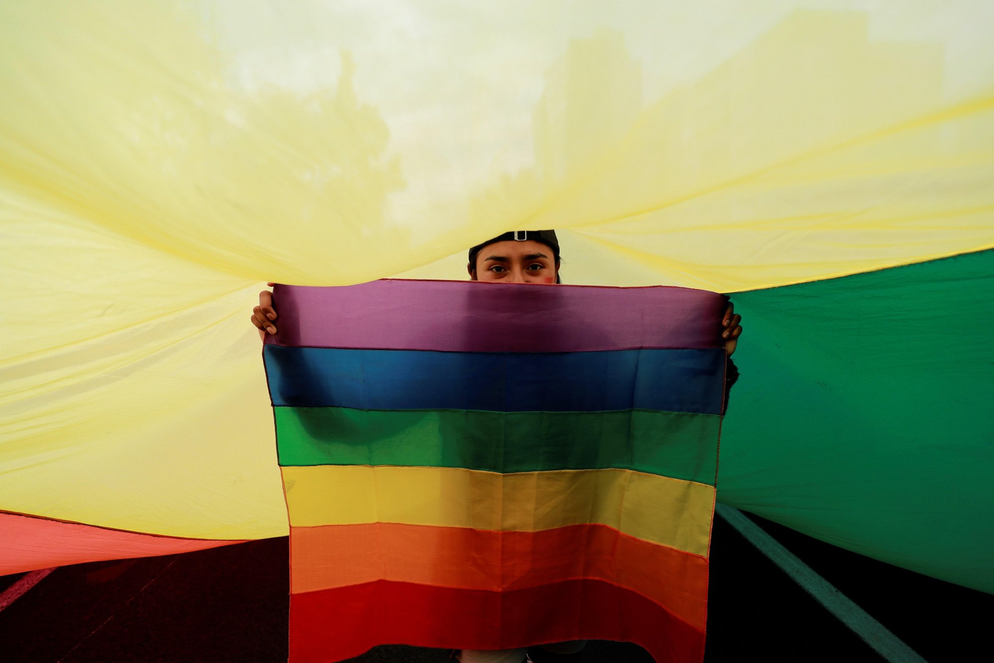 Ecuador. Grupos LGBTI defendieron este sábado en varias ciudades el derecho a la libertad de afecto y expresión. (EFE)