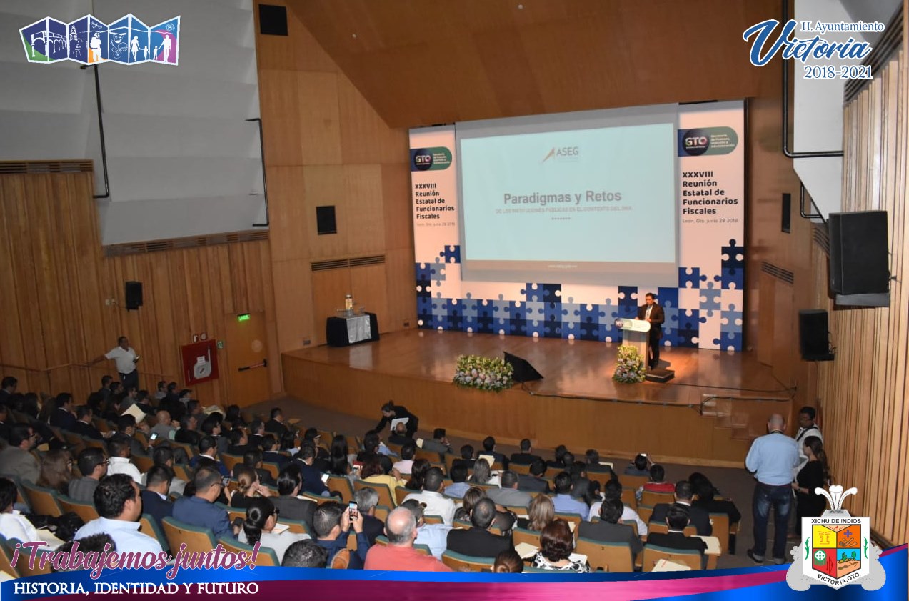 El gobernador recomendó a los municipios incrementar la recaudación