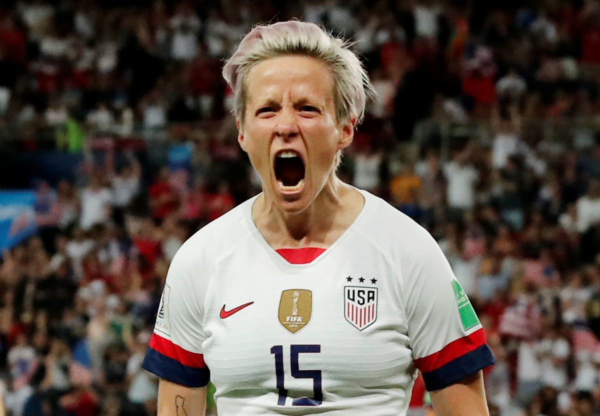 Megan Rapinoe marca doblete en la victoria de Estados Unidos sobre Francia (Reuters)