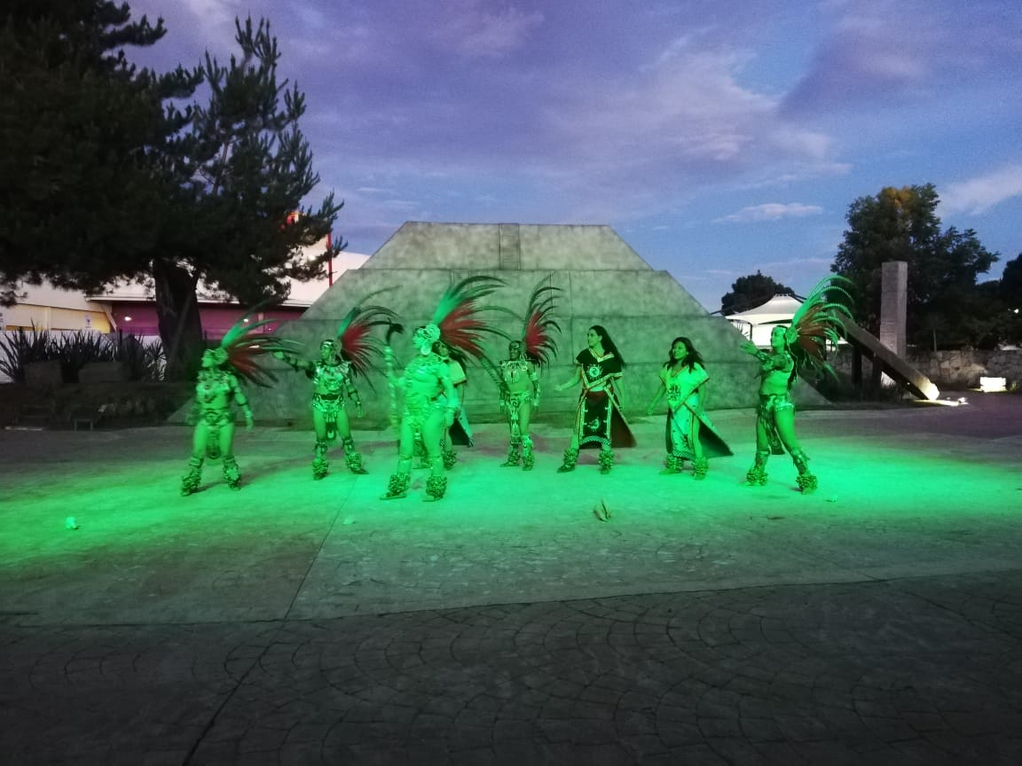 Muestra de danza prehispánica a cargo de del grupo Teotihuacán. (Elliot Ruiz)