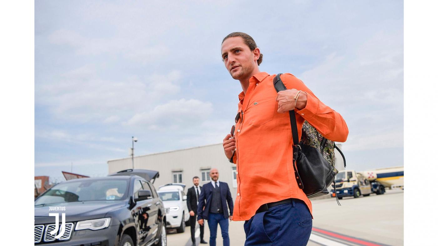 Adrien Rabiot llega a Turín para firmar con la Juventus (Twitter: @juventusfc)