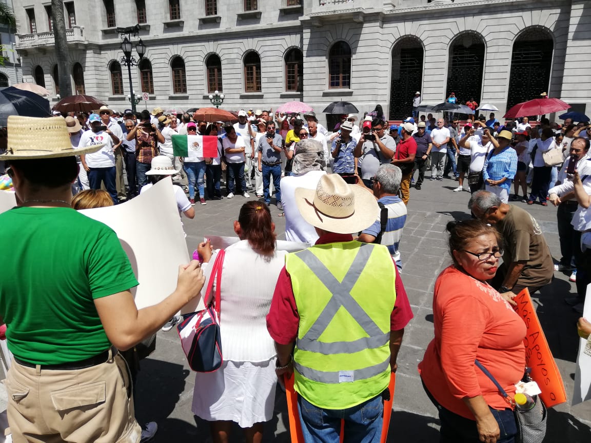 Manifestación contra políticas de AMLO (Foto/Pablo Reyes)