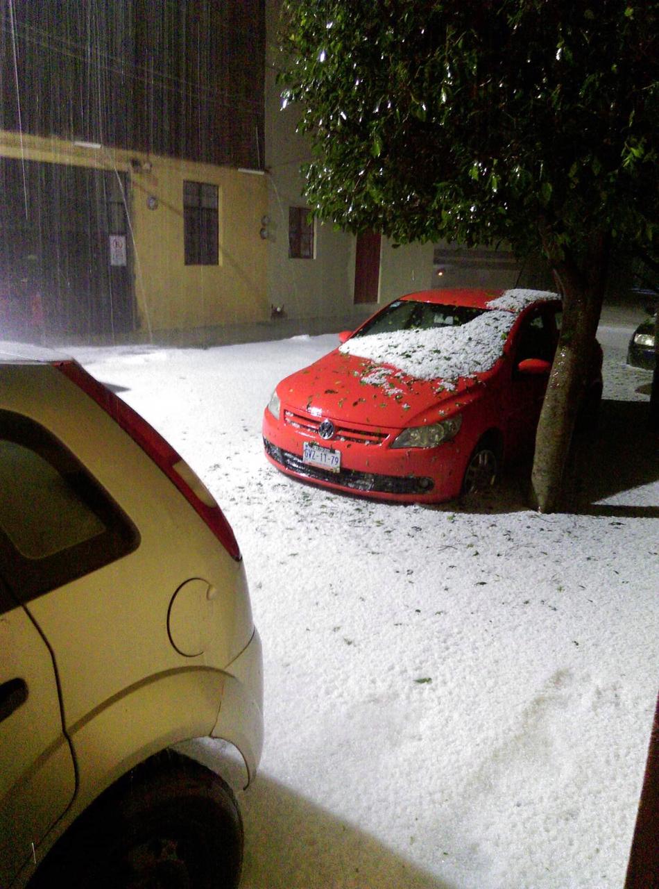 Granizada en San Miguel de Allende. Fotos: Bomberos Voluntarios SMA