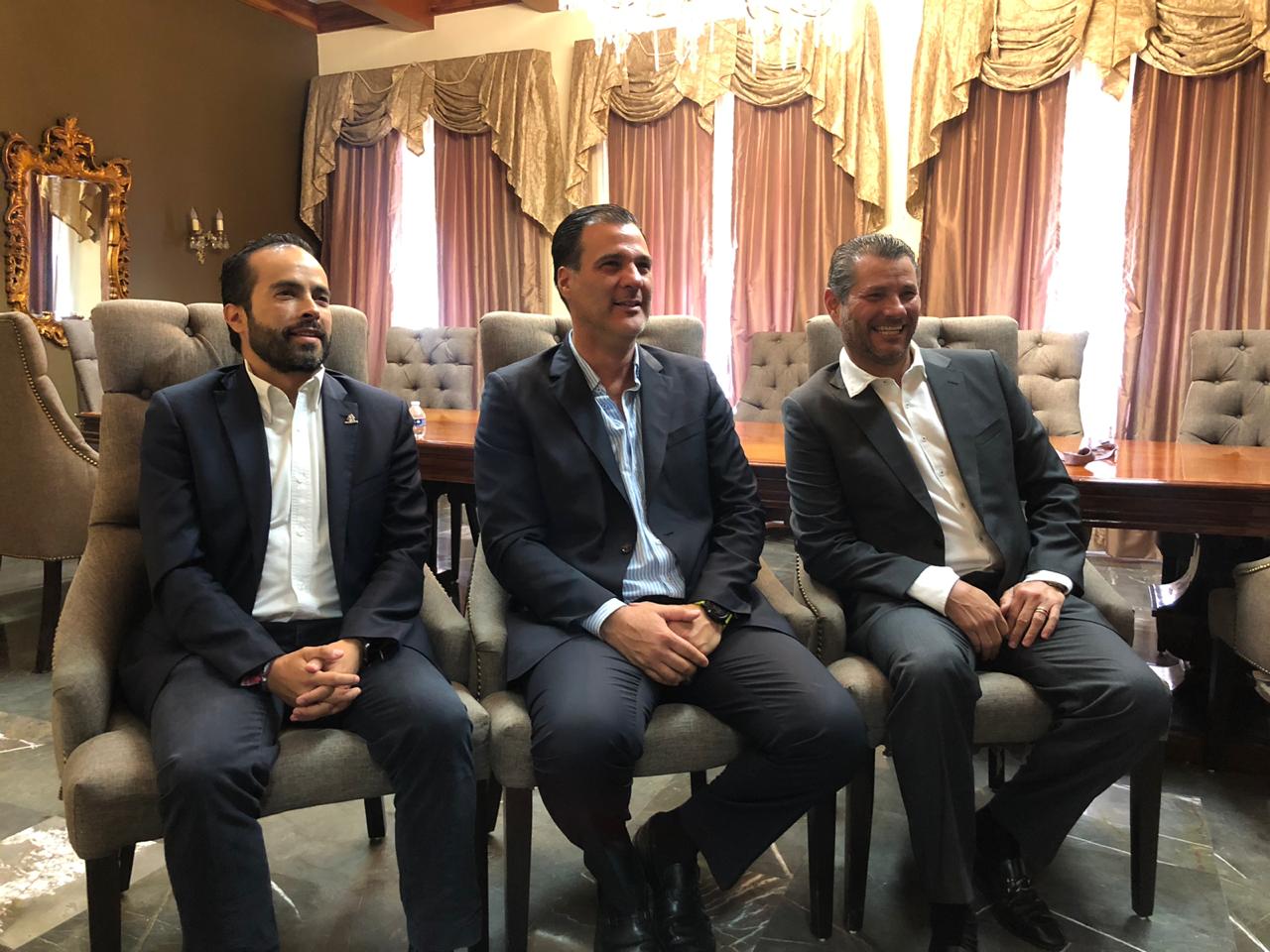 Eligen  por unanimidad a Juan Carlos Muñoz como presidente de Patronato de la Feria de León
