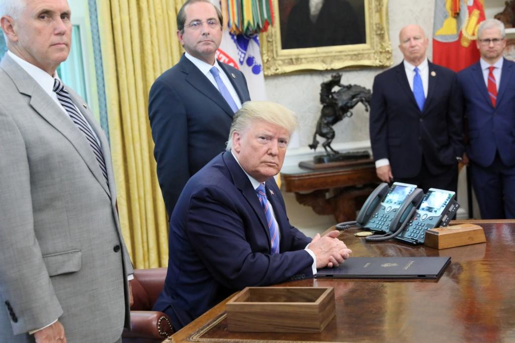 A mediados de junio, Trump dijo por Twitter que el ICE iniciaría un proceso para deportar a "millones" de indocumentados. Reuters