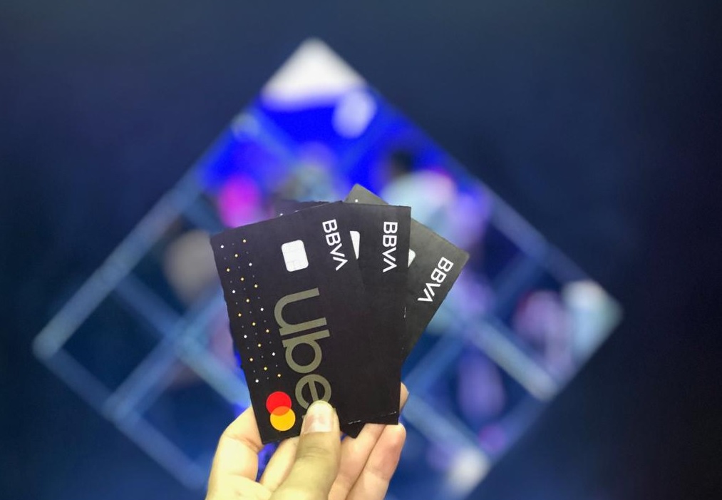 Tarjeta de débito entre BBVA México y Uber (@BBVAPrensa_mx)