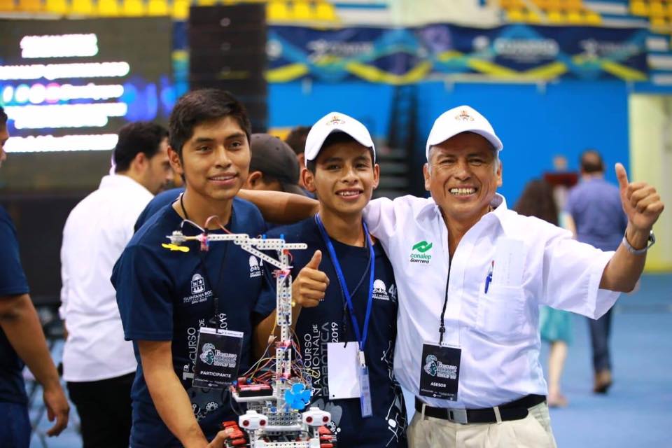 Los jóvenes ganaron un certamen nacional en Cancún.