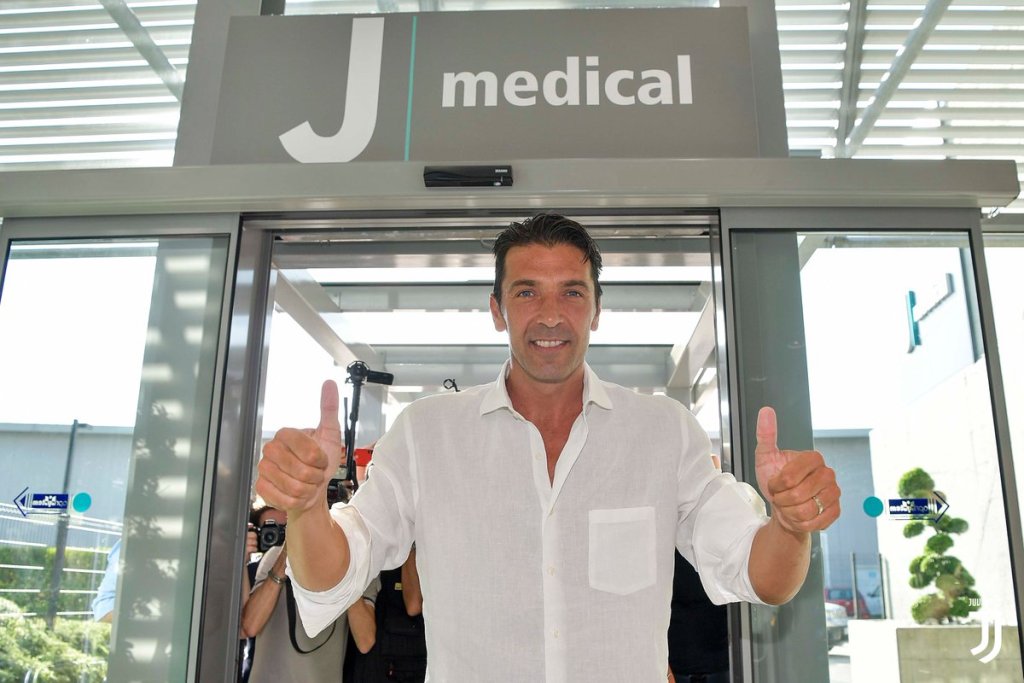 Gianlugi Buffon vuelve a la Juventus (Twitter: @juventusfc)