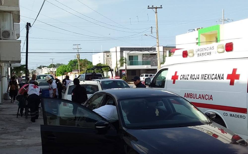 Patrulla de SSP se pasa alto, choca y lesiona a un menor- Grupo Milenio