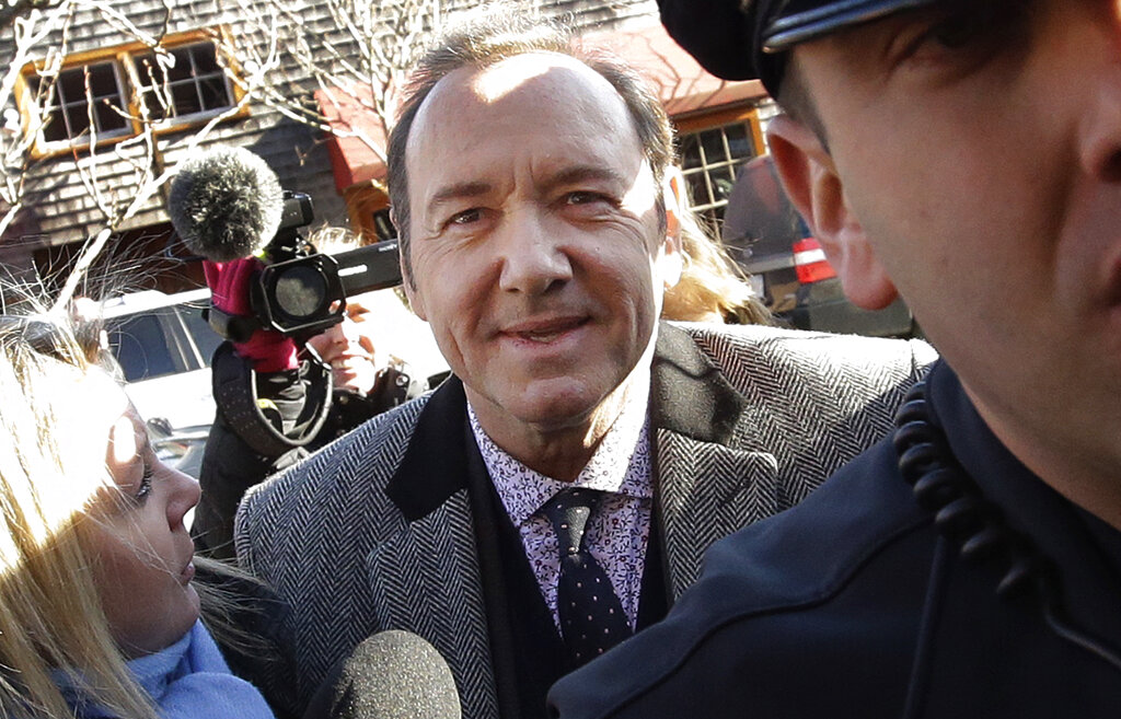 Acusador de Kevin Spacey retira demanda por abuso sexual (AP).