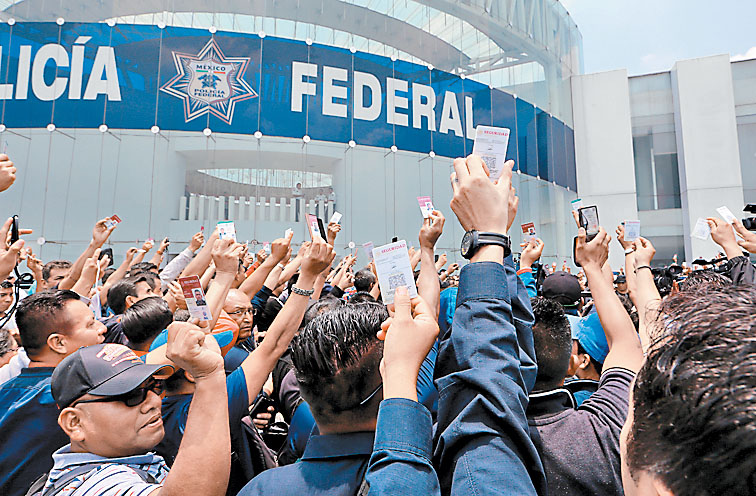 El centro alberga entre mil 500 y 2 mil policías. (Jorge Carballo)
