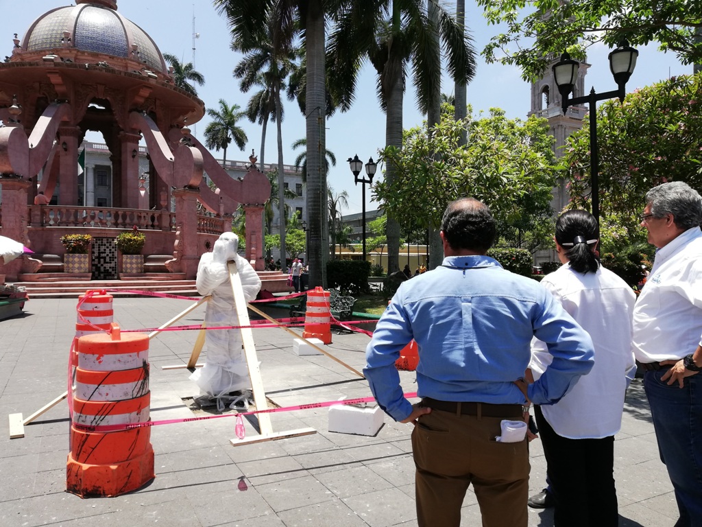 Trabajos de preparación en la Plaza de Armas.