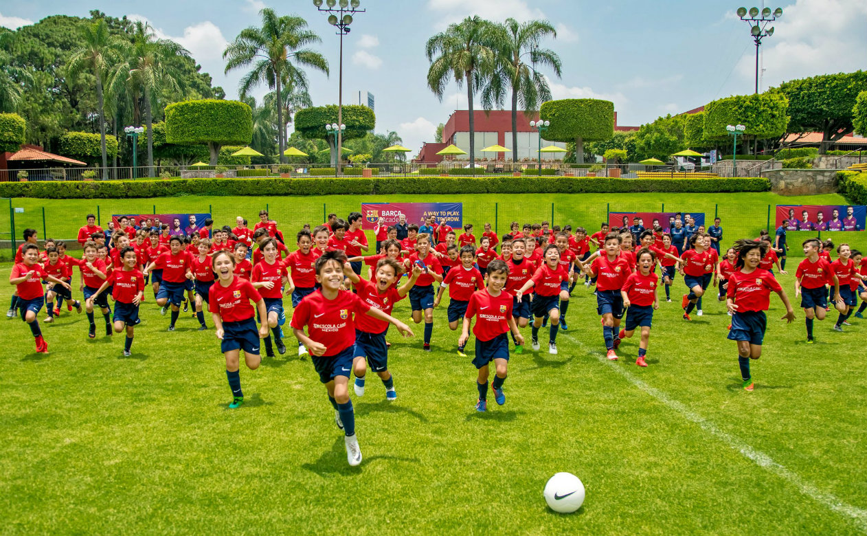 Barcelona abrirá academia en Ciudad de México (@BarcaAcademy)