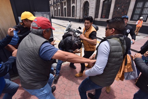 Durante el ejercicio de su actividad. (Especial)