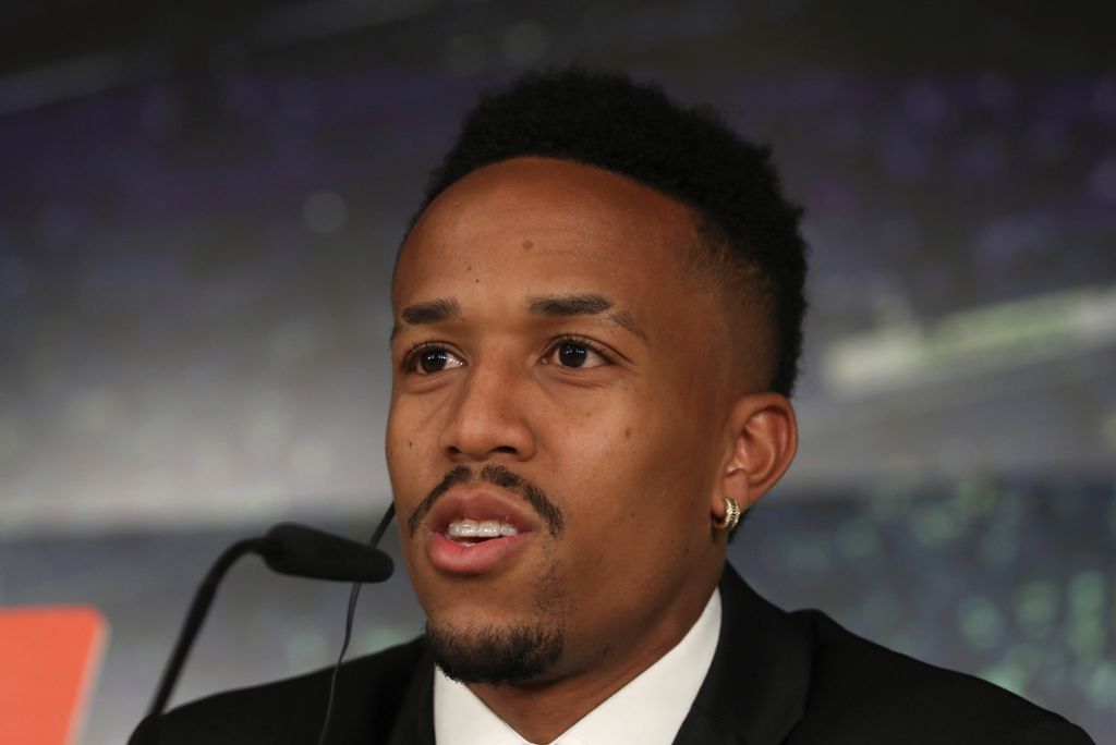 Éder Militao se mareó durante su presentación con el Real Madrid (EFE)