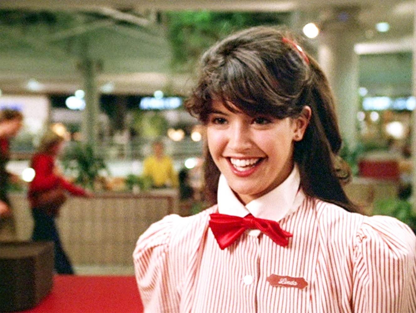 Quién es Phoebe Cates y por qué hablan de ella en Stranger Things