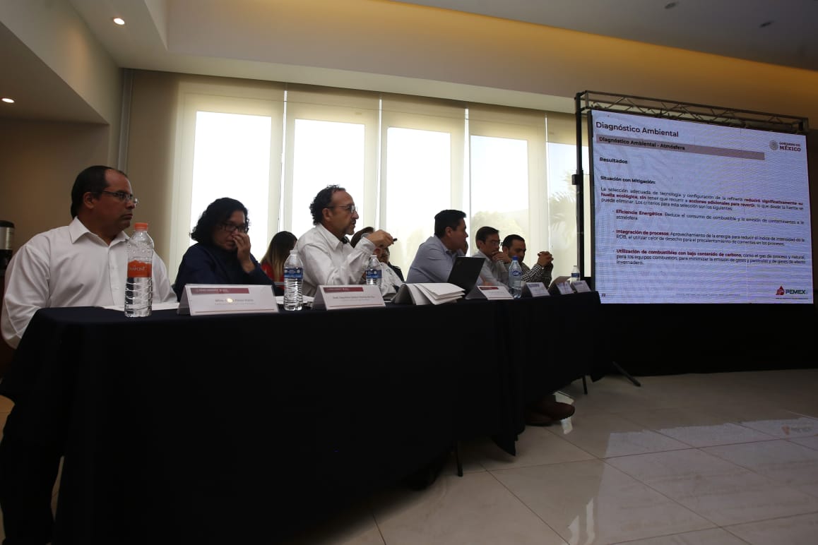 En Tabasco realizan una reunión pública para exponer el proyecto de Dos Bocas/Ariana Pérez.