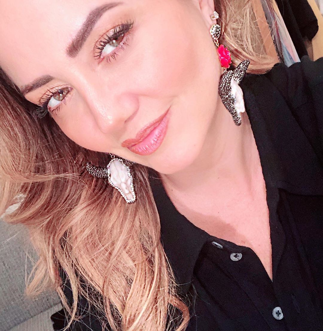 Andrea Legarreta celebra su cumpleaños 48 con una foto de cuando era bebé (Instagram).