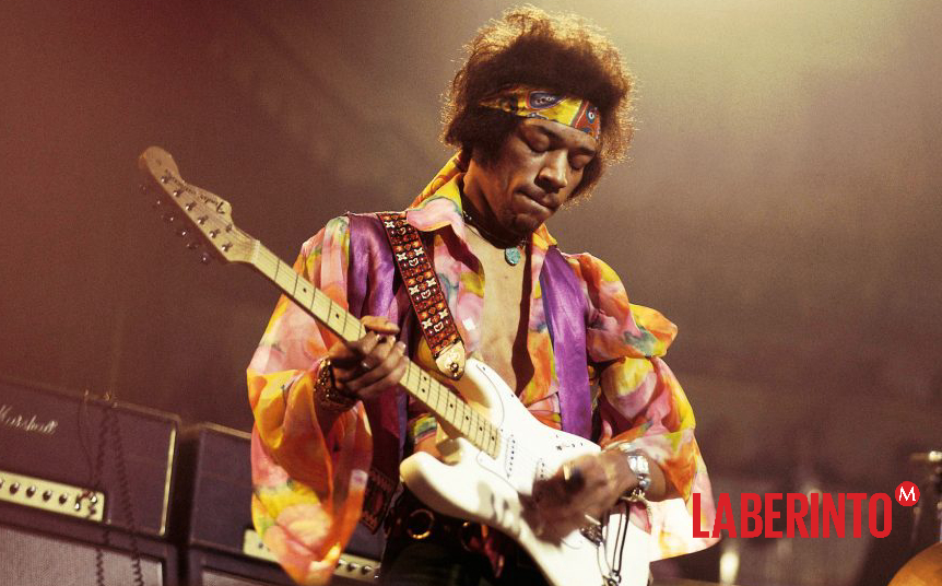 Jimi Hendrix  es considerado el mejor guitarrista en la historia del rock