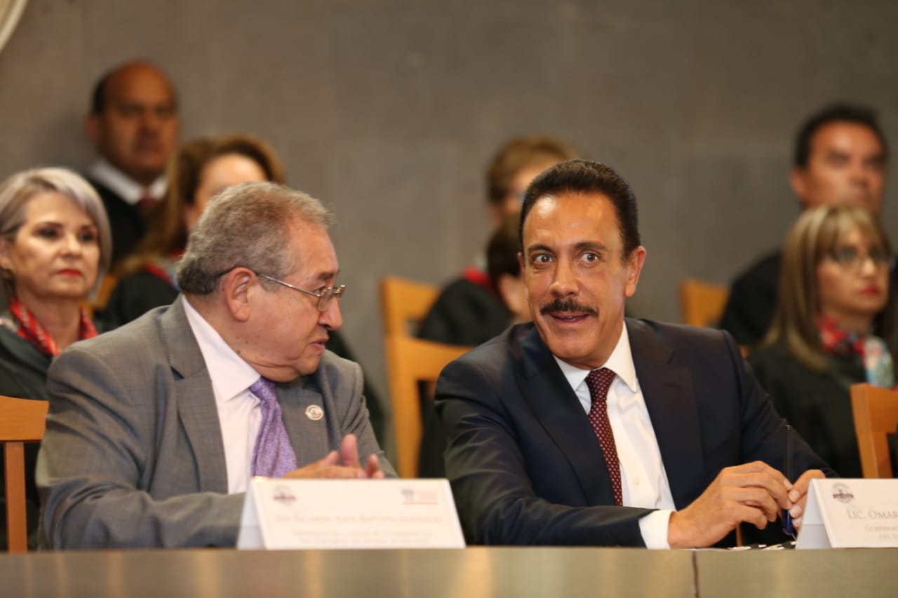 Ricardo Baptista y Omar Fayad durante la celebración del 150 aniversario del Tribunal Superior de Justicia. (Jorge Sánchez)
