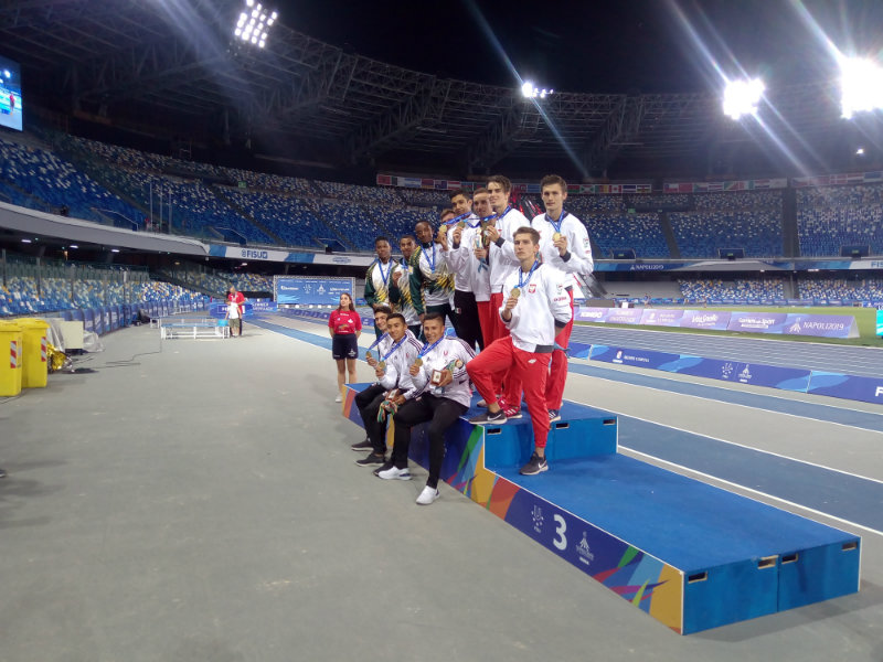 El relevo varonil dio una histórica medalla de oro a México en el cierre de la Universiada Mundial (Cortesía)