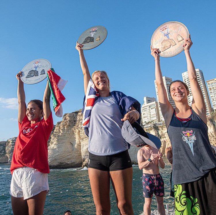 Adriana Jiménez se consagrada en el tercer lugar de Cliff Diving (Twitter @adyjimte)