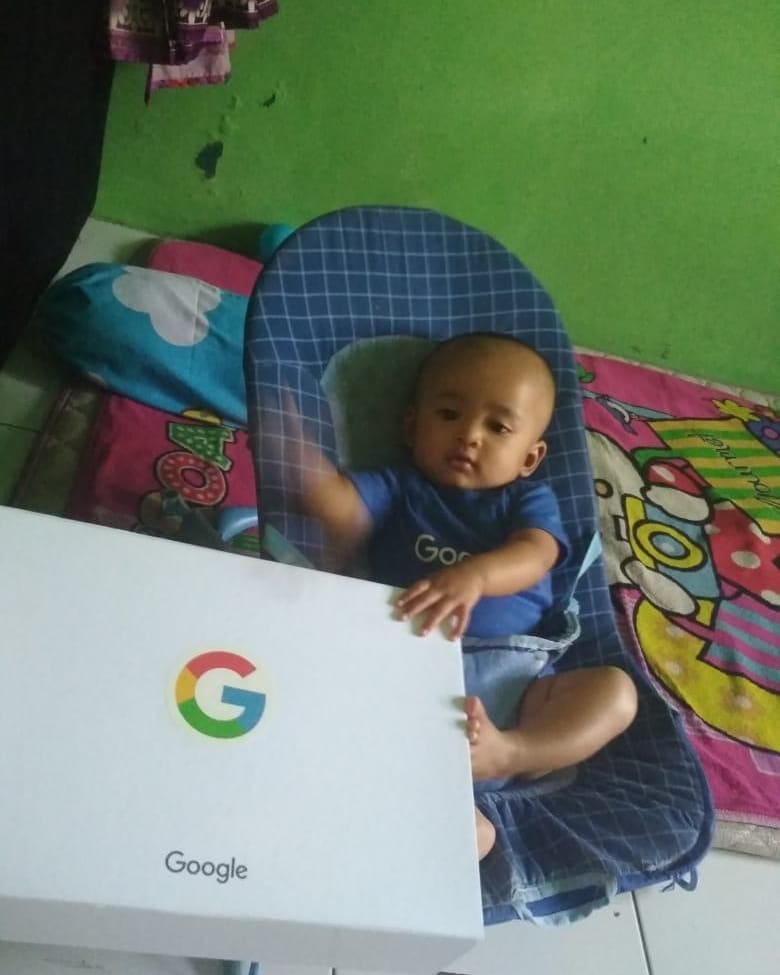 Google recibió regalos por parte de la compañía. (Instagram lambe_turah)