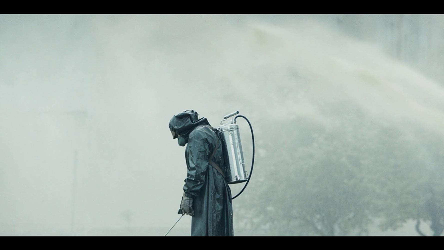 Héroe se suicida luego de ver Chernobyl en televisión (Especial).