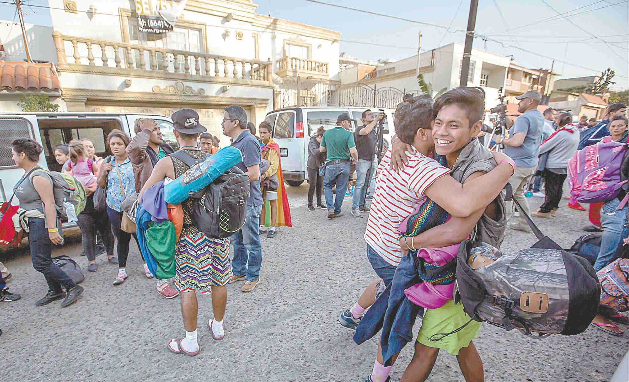 Los jóvenes huyen de sus países al encontrar rechazo por sus preferencias sexuales. CUARTO OSCURO