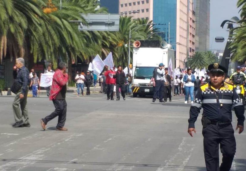 Antorchistas marchan rumbo a Zócalo de CdMx. | César Velázquez