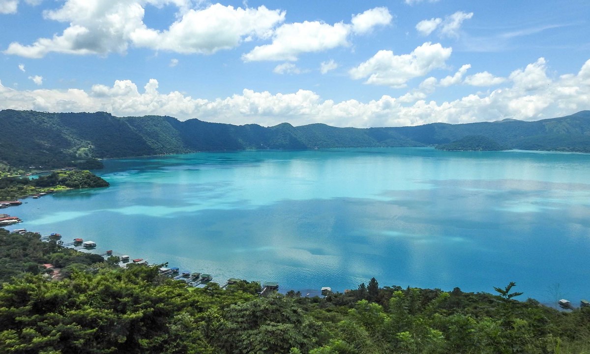 El Lago Coatepeque es uno de los más bellos en todo el mundo (Especial).