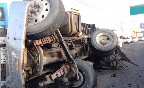 El suceso afectó la circulación en la zona. (Especial)