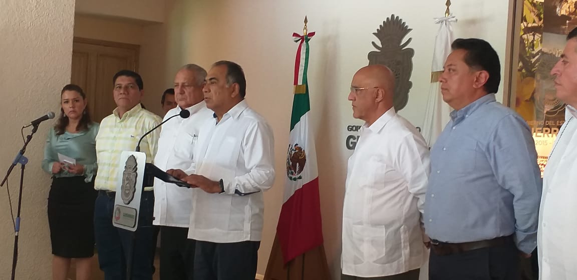 El gobernador afirmó que la Secretaría de Educación de Guerrero investiga el caso. (Rogelio Agustín)