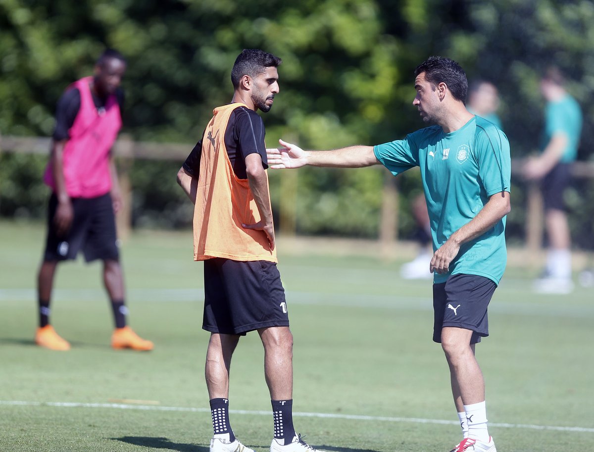 Xavi Hernández comienza su carrera como entrenador (Twitter @AlsaddSC)