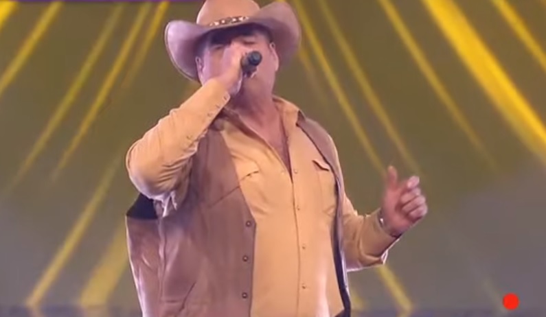 Máscara Año 2000 en La Voz Senior (Especial)