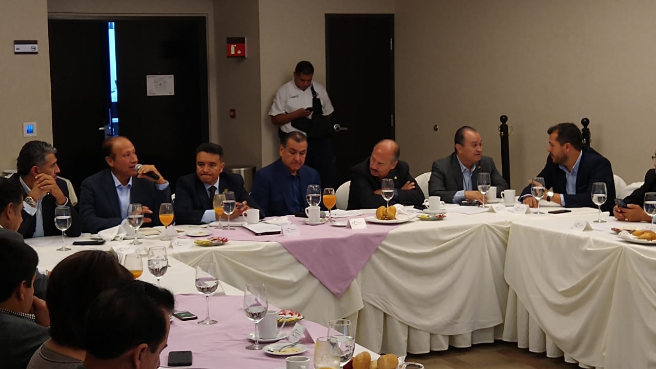Reunión de empresarios con nuevo Secretario de Seguridad Pública de León, Mario Bravo (Héctor Eduardo Padilla)