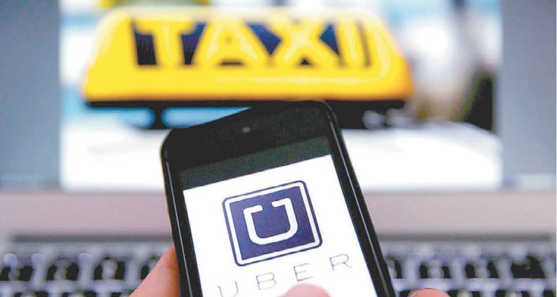 Carlos de la Fuente, declaró que se requiere de esta contribución para que haya piso parejo con los taxis tradicionales. (Foto: Especial)