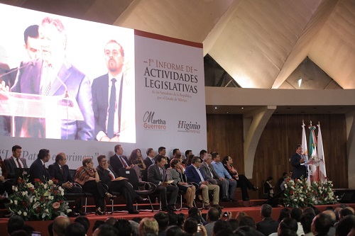 Funcionarios morenistas federales y locales asistieron al encuentro político. (Especial)