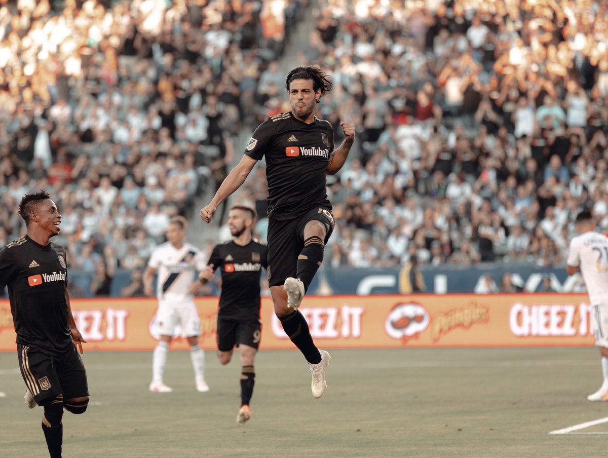 Carlos Vela, el jugador más rápido en marcar 20 goles en una temporada de la MLS (@LAFC)
