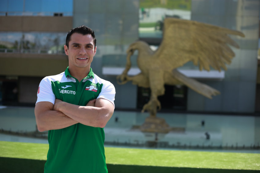 Yahel Castillo (Iván López)