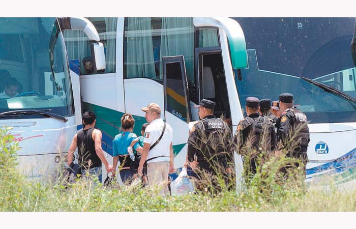En la Expo Guadalupe aún permanecen albergadas 189 personas. Leonel Rocha